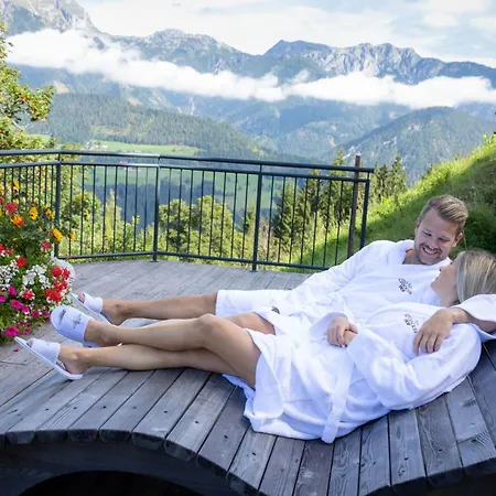 Hotel Schroeckerhof 4*