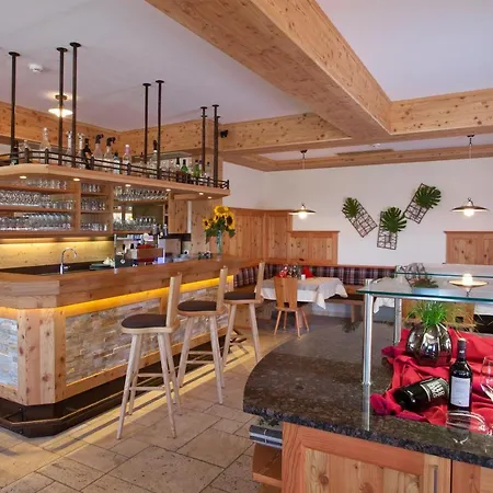 Schroeckerhof Szálloda 4*