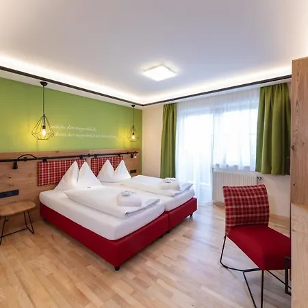 Hotel Schroeckerhof 4*
