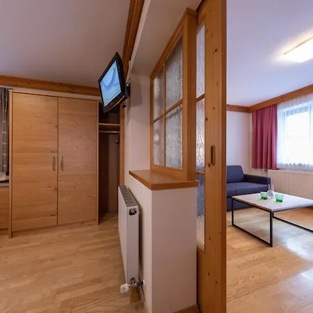 Szálloda Schroeckerhof 4*