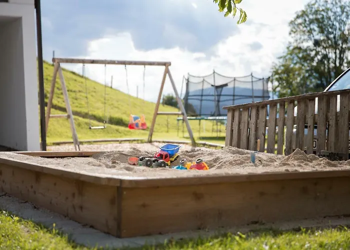 Отель Schroeckerhof 4*